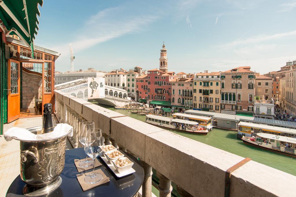 Rialto Terrace On The Grand Canal Venice Room photo